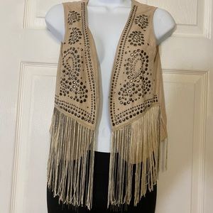Forever 21 nude fringe studded vest M